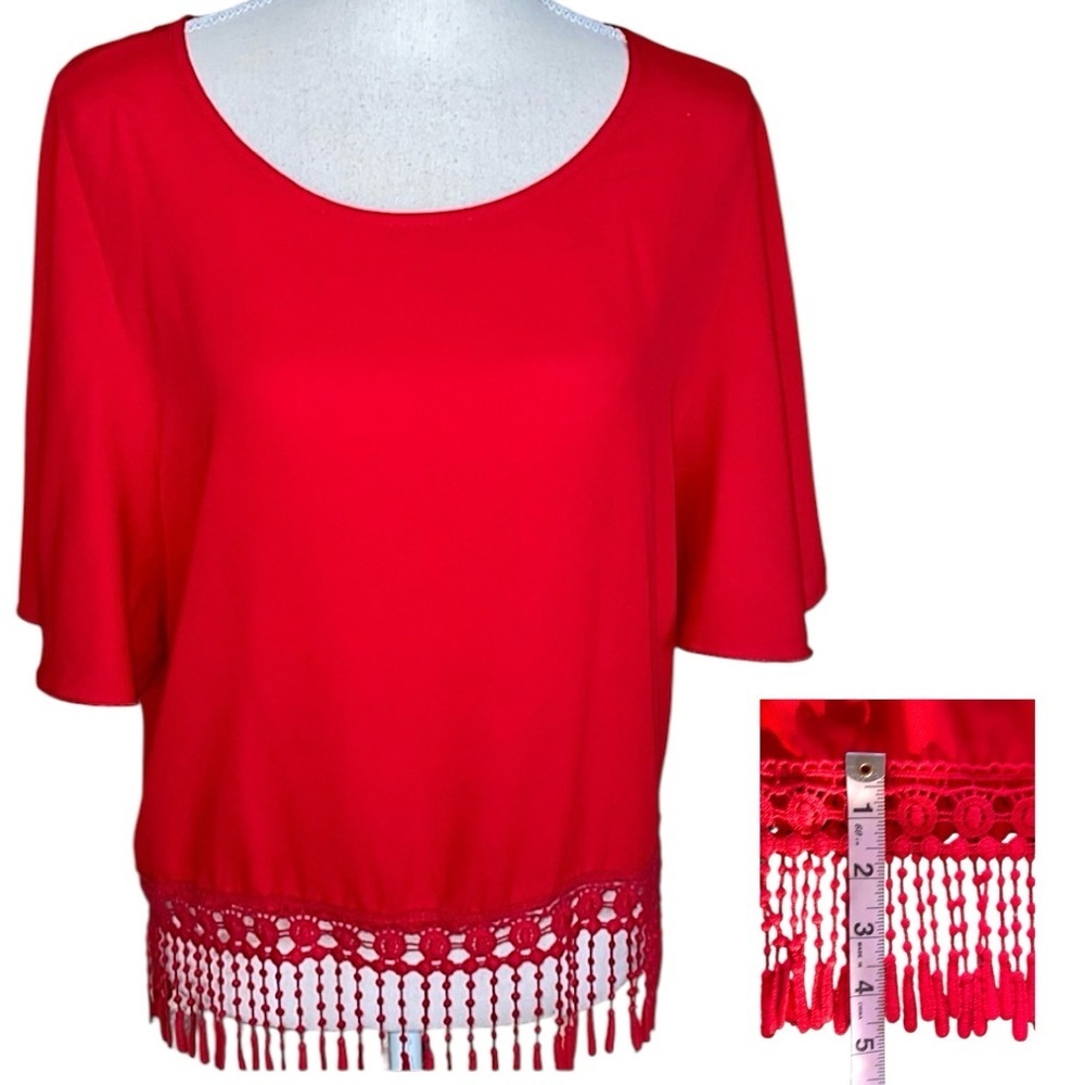3/$20 Blue Sketch Red Fringe Top Flutter Sleeve Boho 4.5” Embroidered Trim Hem